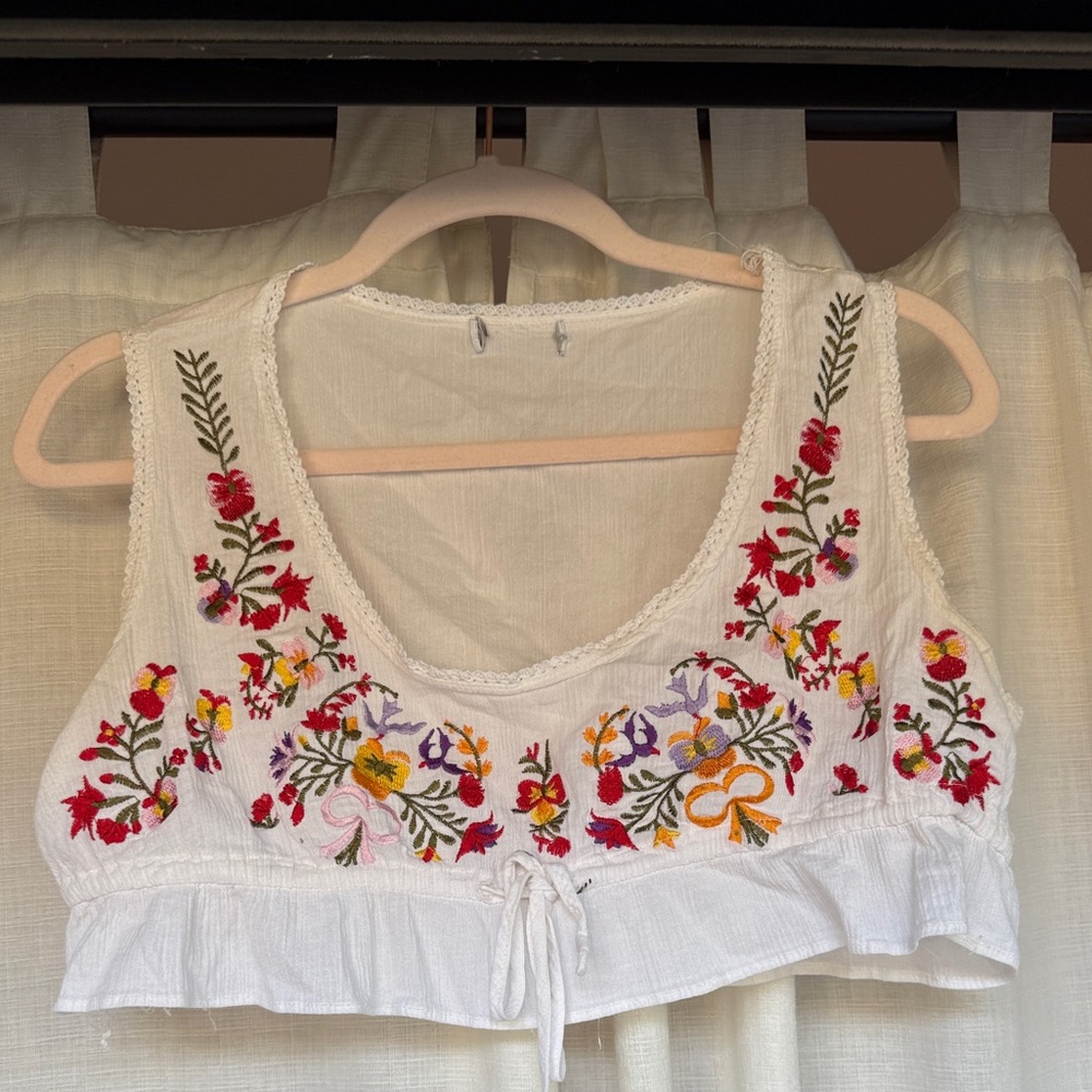 White Sleeveless Embellished Crop Blouse